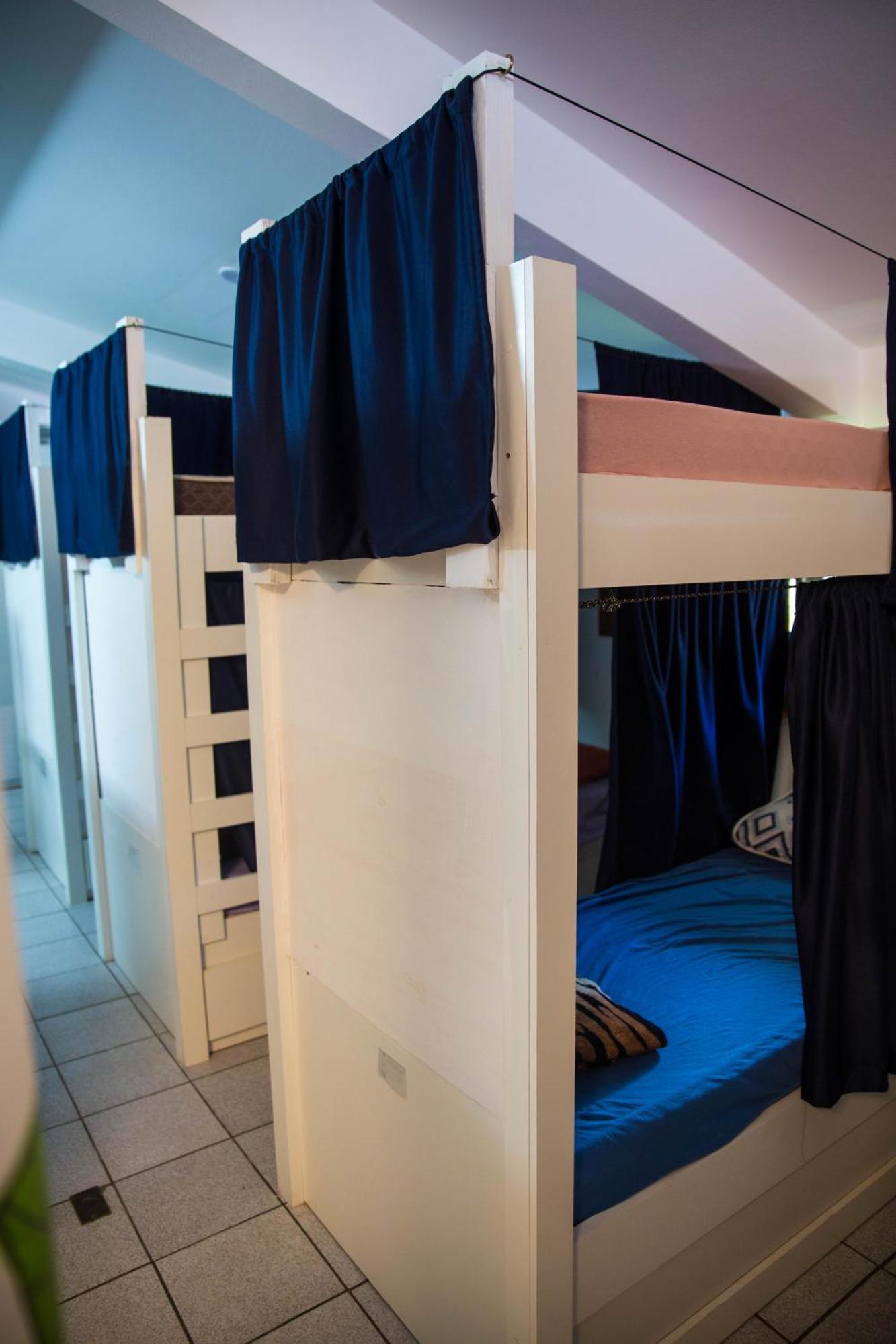 Nomades Vibe Da Ilha - Adventure Hostels & Coworking Florianópolis Екстериор снимка