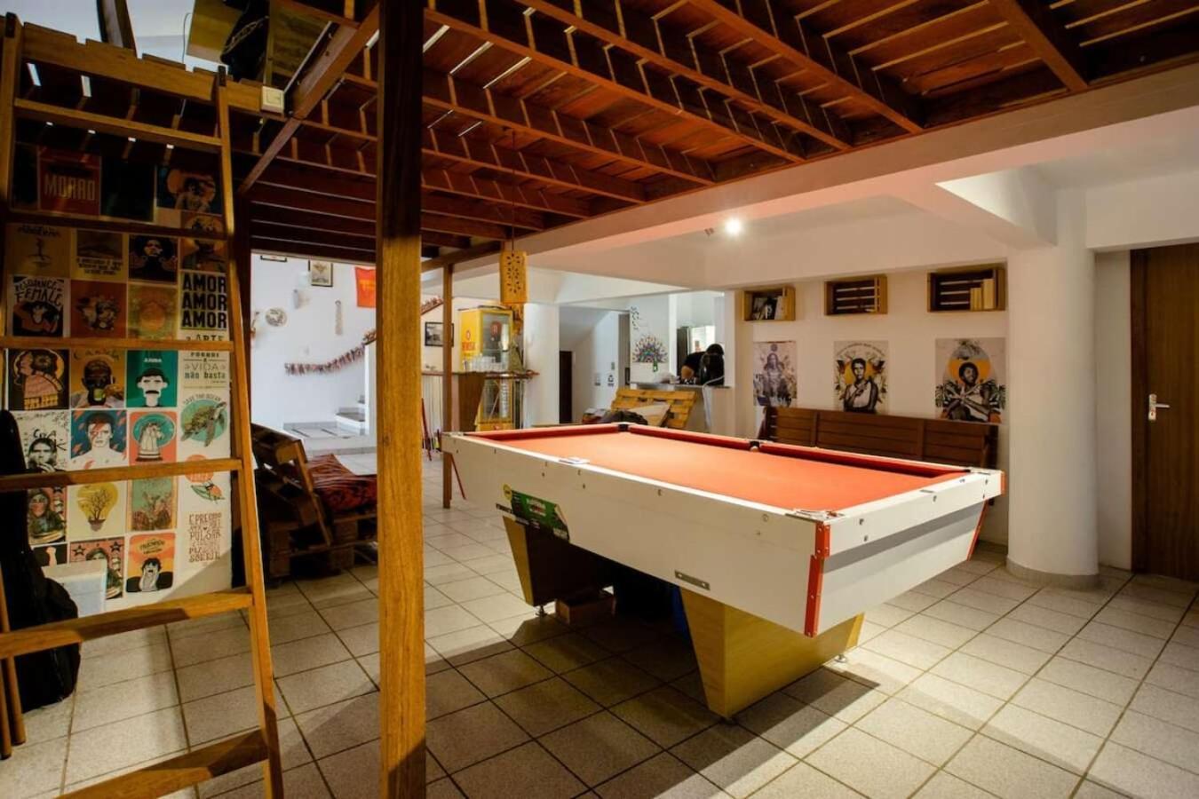 Nomades Vibe Da Ilha - Adventure Hostels & Coworking Florianópolis Екстериор снимка